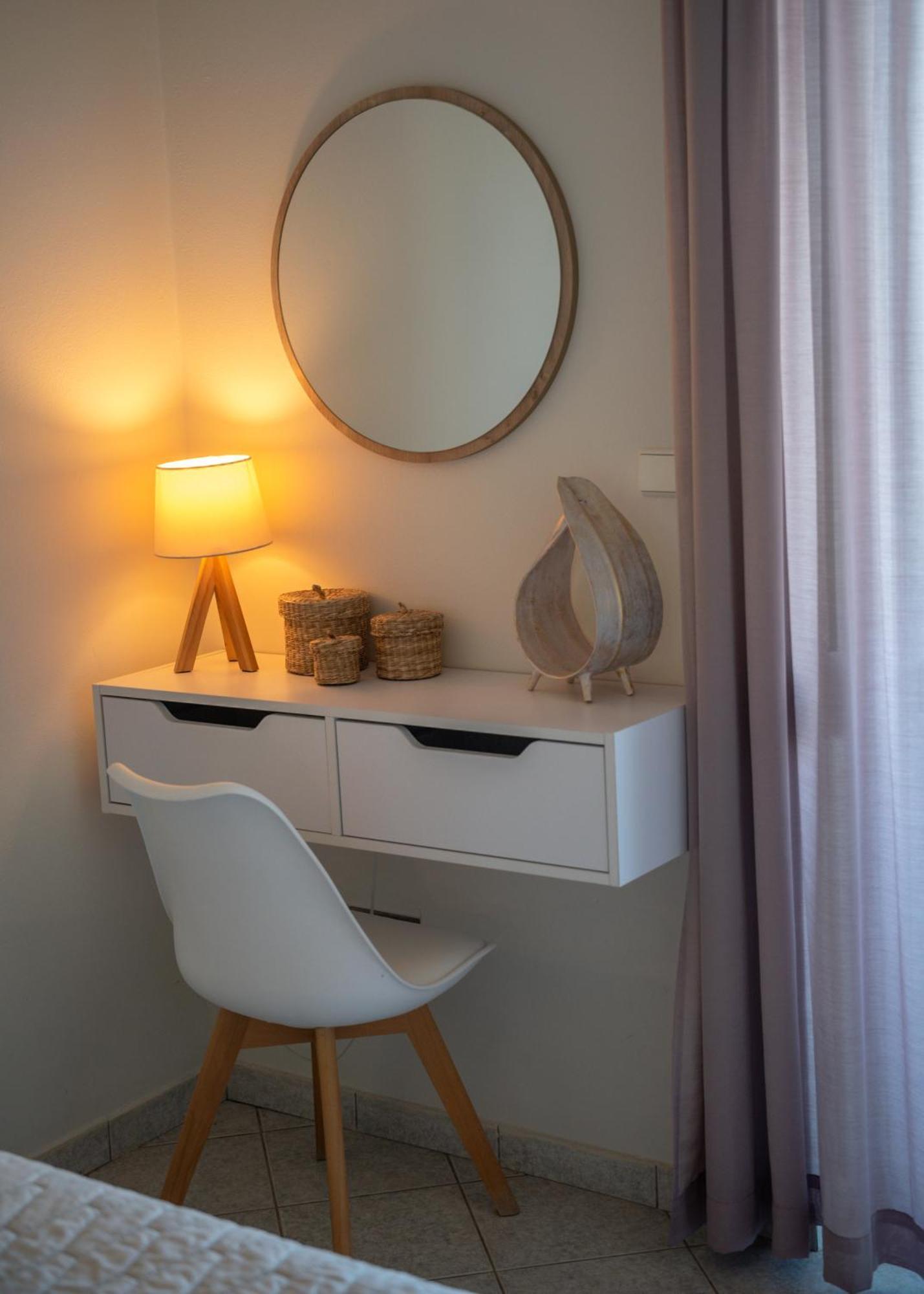 Sea Daffodil Apartments Kíssamos Екстериор снимка