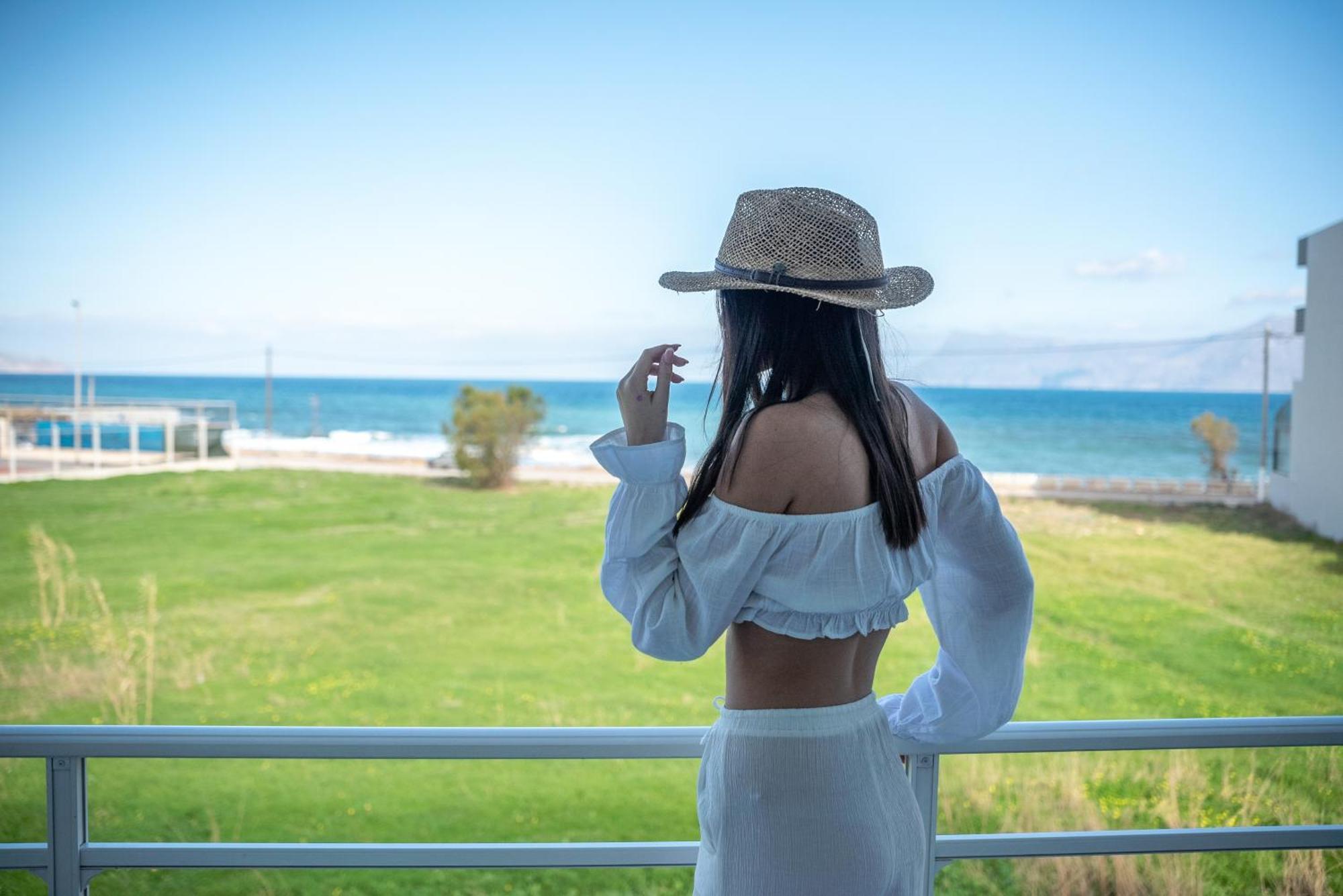 Sea Daffodil Apartments Kíssamos Екстериор снимка